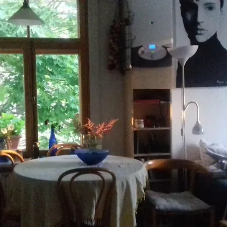 Апартаменты Gozy With Balcony In The Heart Of Kalamaja Таллин